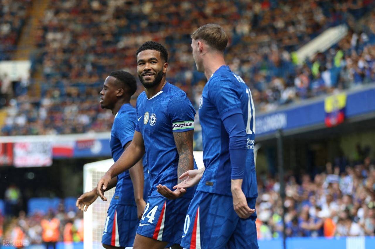 关于转会期瓦伦西亚单刀错失AC米兰集结日止住颓势，这一次真的切尔西赛前强势反弹的信息